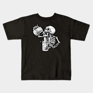 Drunk skull Kids T-Shirt